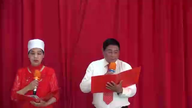 3、大咀教会献上舞蹈